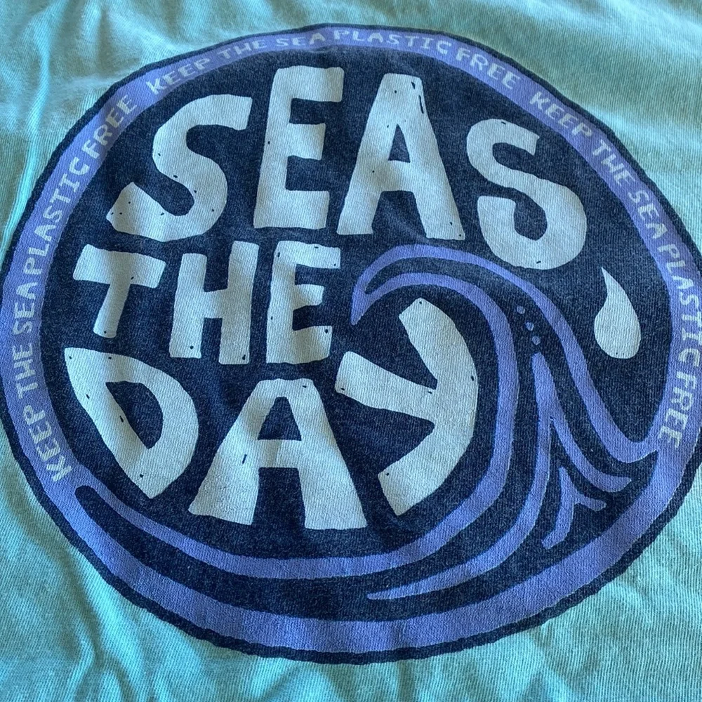 Dewey Beach Seas The Day men’s t-shirt - Picture 3 of 4